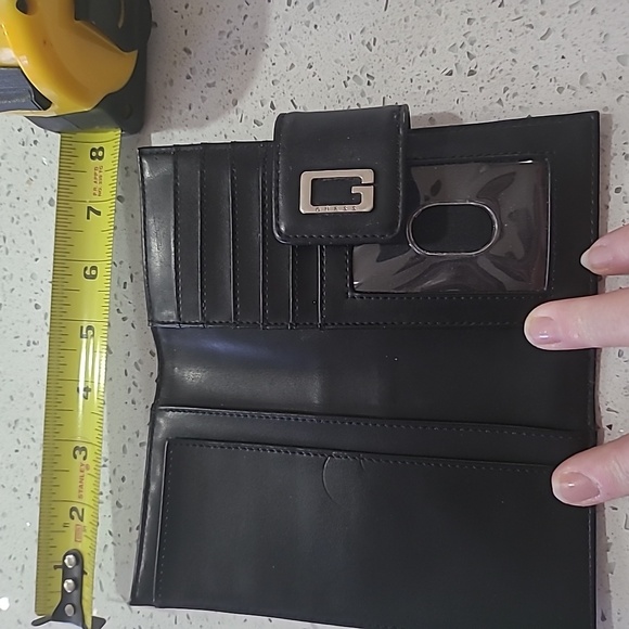 Leather Guess wallet - Picture 4 of 4